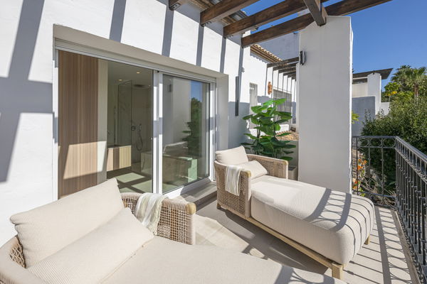 Casa Marisal, a contemporary luxury Townhouse on Marbella’s Golden Mile