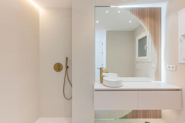 Elegant city apartment with Sea views, Málaga