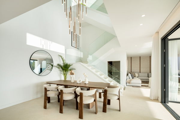 Stunning villa in the prestigious area of Pinares de San Anton, Málaga
