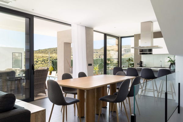 Modern villa with open golf views in Valle Romano, Estepona West
