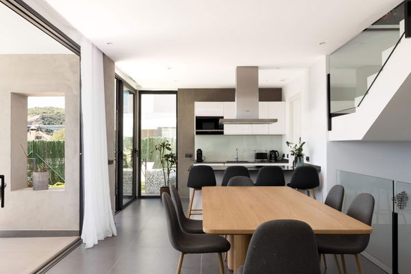 Modern villa with open golf views in Valle Romano, Estepona West