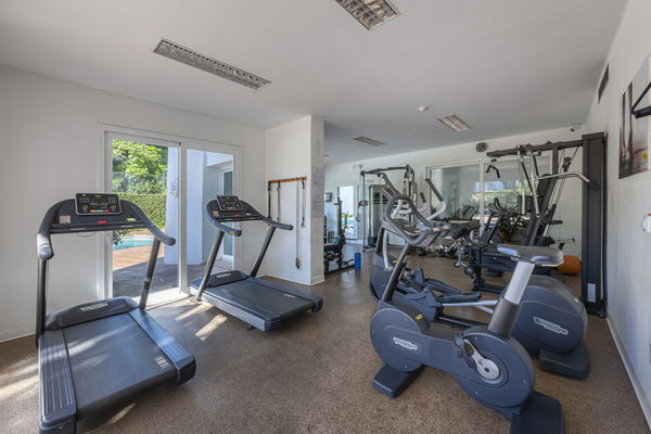 Refined beachfront living in Alcazaba Beach, Estepona