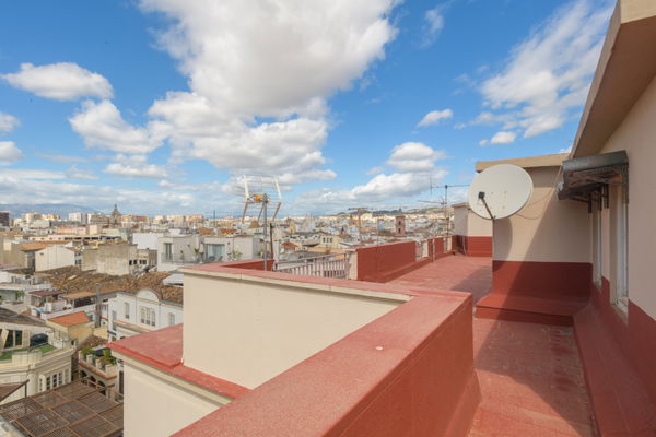 Urban elegance in Plaza del Siglo, Málaga Historic Centre