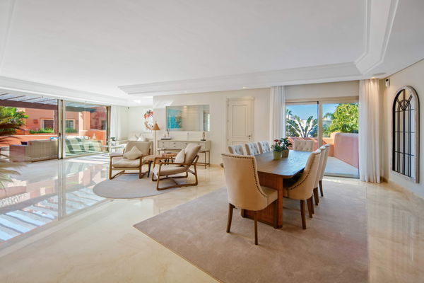 A beachfront penthouse designed around privacy and mediterranean living in La Morera, Marbella East