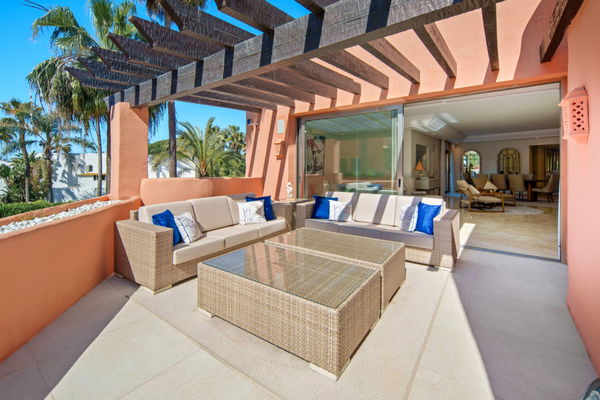 A beachfront penthouse designed around privacy and mediterranean living in La Morera, Marbella East