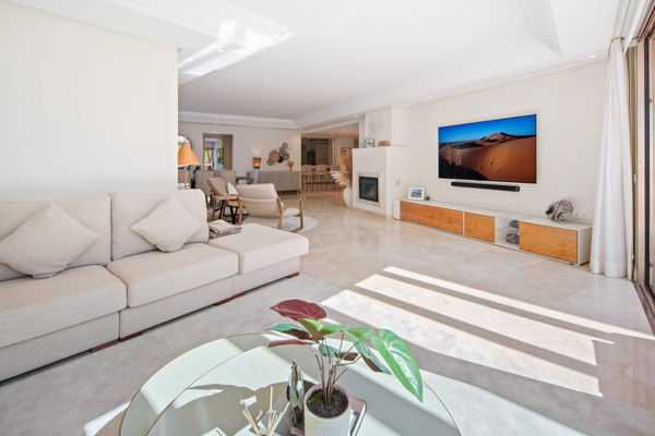 A beachfront penthouse designed around privacy and mediterranean living in La Morera, Marbella East