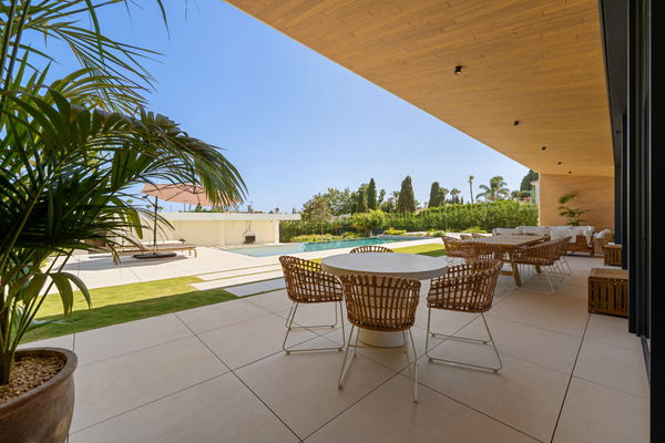 A remarkable modern residence in the prestigious enclave of Guadalmina Alta, Marbella