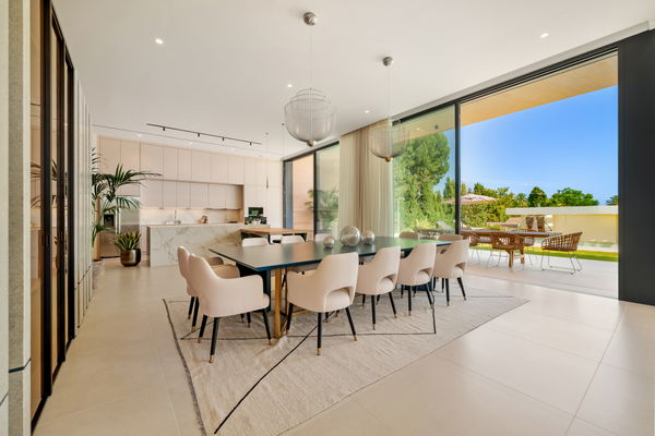 A remarkable modern residence in the prestigious enclave of Guadalmina Alta, Marbella