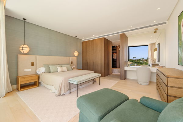 A remarkable modern residence in the prestigious enclave of Guadalmina Alta, Marbella