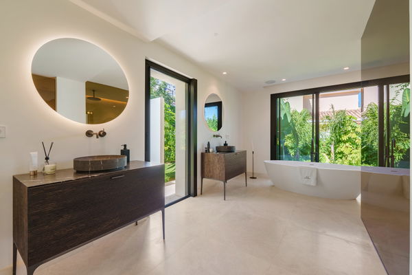 Espectacular villa frontline golf in las Brisas, Nueva Andalucia, Marbella