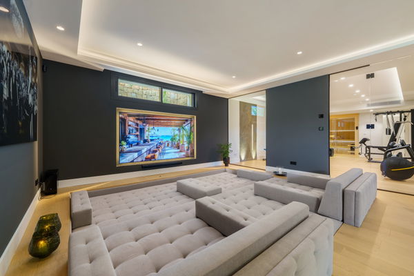 Espectacular villa frontline golf in las Brisas, Nueva Andalucia, Marbella