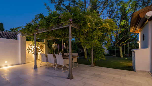 A refined sanctuary in marbella’s Golf Valley, La Cerquilla, Nueva Andalucia