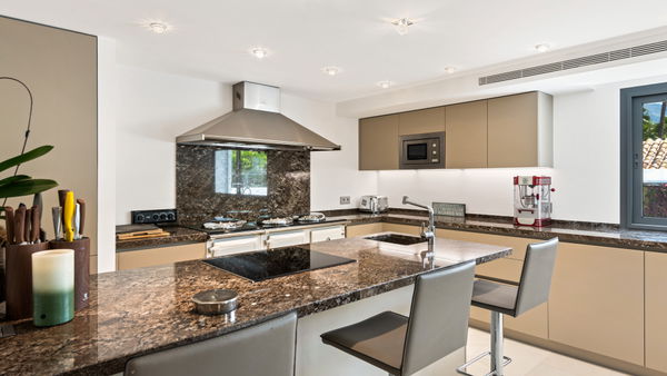 A refined sanctuary in marbella’s Golf Valley, La Cerquilla, Nueva Andalucia