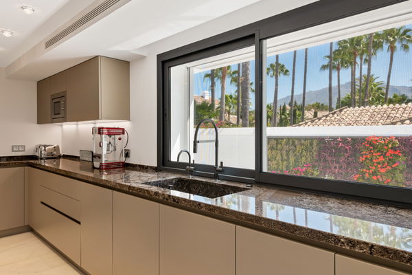 A refined sanctuary in marbella’s Golf Valley, La Cerquilla, Nueva Andalucia