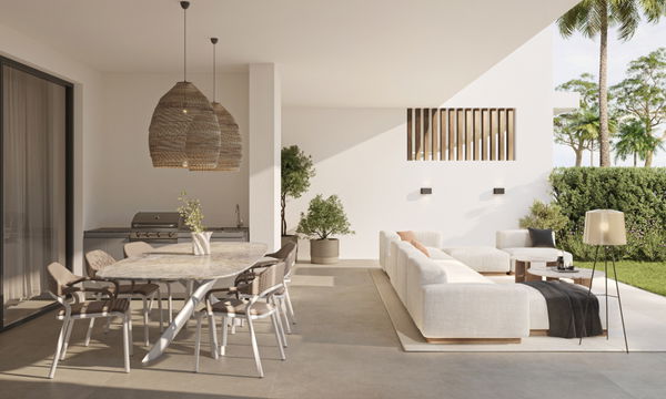 Spacious and bright apartment under plan in the New Golden Mile, Estepona
