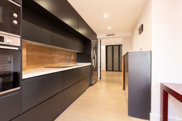 Modern apartment in the heart of Malaga city just one step away to the beach, La malagueta, Málaga