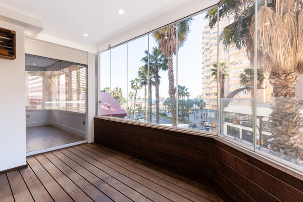 Modern apartment in the heart of Malaga city just one step away to the beach, La malagueta, Málaga