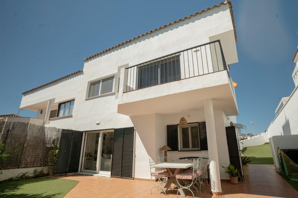 Renovated elegance in Añoreta golf, Rincon de la Victoria, Málaga