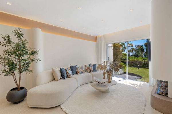 Beachfront contemporary apartment with refined Mediterranean living in Estepona, New Golden Mile