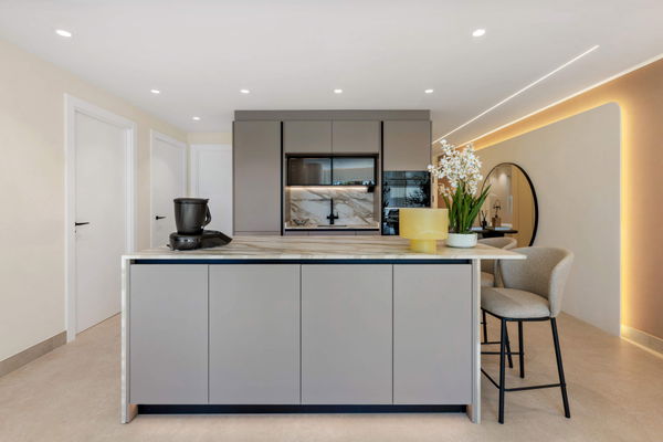 Beachfront contemporary apartment with refined Mediterranean living in Estepona, New Golden Mile