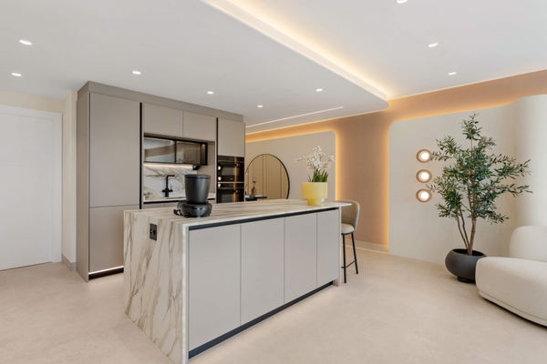 Beachfront contemporary apartment with refined Mediterranean living in Estepona, New Golden Mile