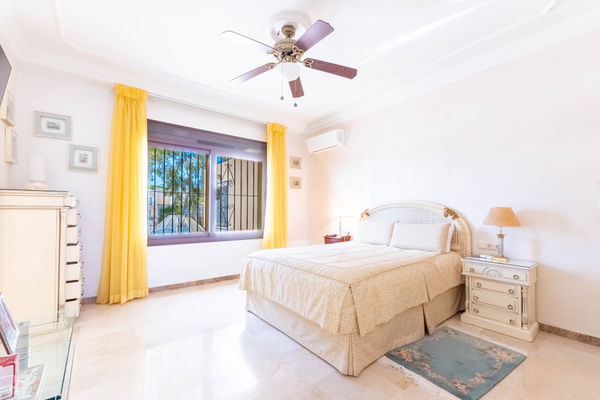 Beachside villa in Los Monteros Playa, Marbella