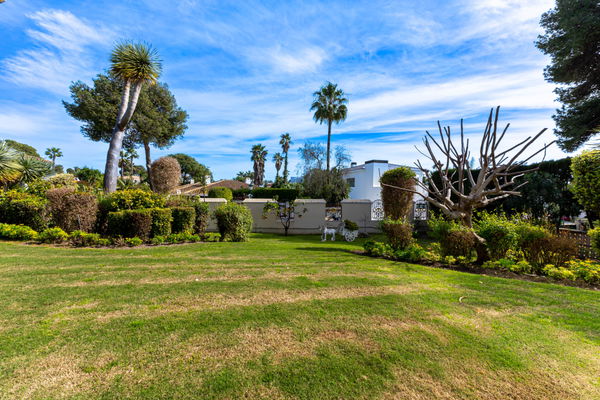 Beachside villa in Los Monteros Playa, Marbella
