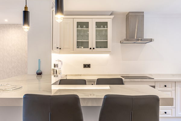 A Magna Marbella gem: two-bedroom apartment fully licensed with two parking and two storage rooms, Marbella