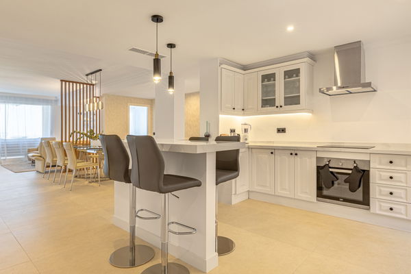 A Magna Marbella gem: two-bedroom apartment fully licensed with two parking and two storage rooms, Marbella