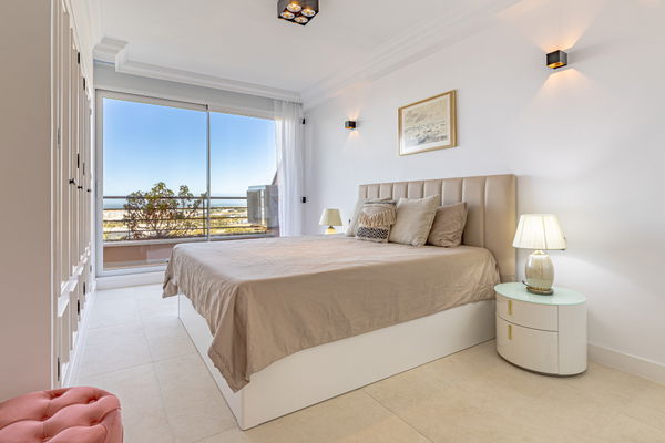 A Magna Marbella gem: two-bedroom apartment fully licensed with two parking and two storage rooms, Marbella