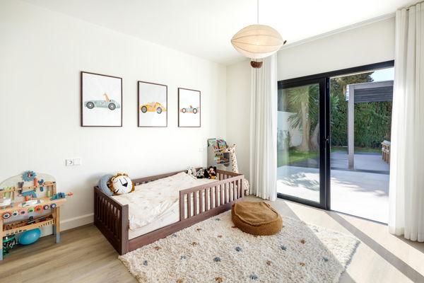 Sophisticated Mediterranean residence in a peaceful beachside setting in Cortijo Blanco, San Pedro de Alcántara