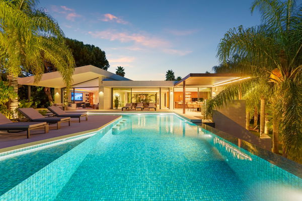 Sophisticated residence with private pool and tranquil setting in Las Chapas, Marbella East