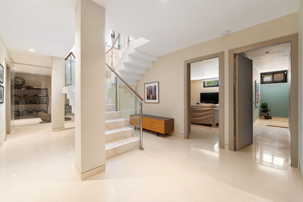 Modern frontline golf villa with panoramic views in the heart of the Golf Valley in Nueva Andalucía, Marbella