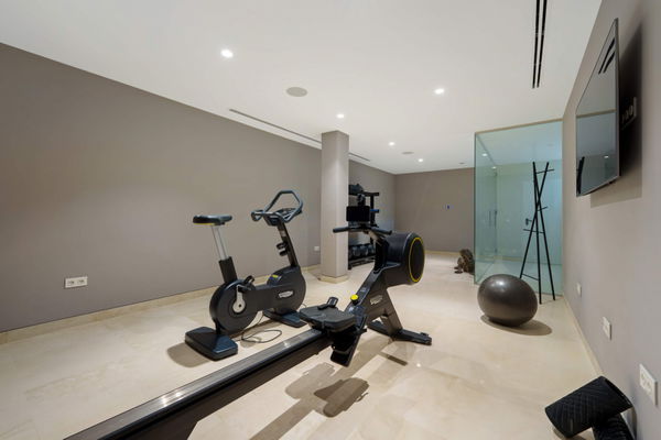 Modern frontline golf villa with panoramic views in the heart of the Golf Valley in Nueva Andalucía, Marbella