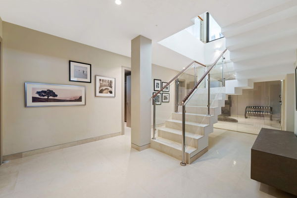 Modern frontline golf villa with panoramic views in the heart of the Golf Valley in Nueva Andalucía, Marbella