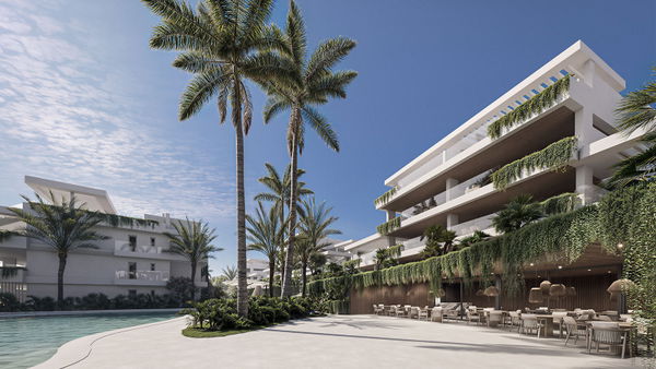 Exceptional duplex penthouse with rooftop outdoor living in Estepona