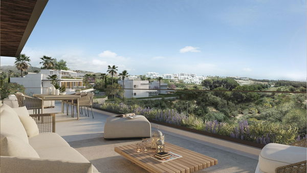 Elegant penthouse retreat in the exclusive Santa Clara Golf community, Marbella