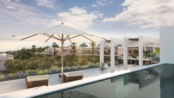 Elegant penthouse retreat in the exclusive Santa Clara Golf community, Marbella