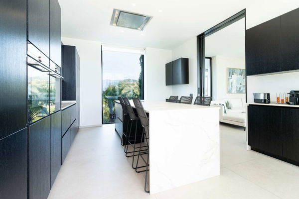 Luxury villa surrounded by nature with stunning panoramic views, New Golden Mile, Estepona