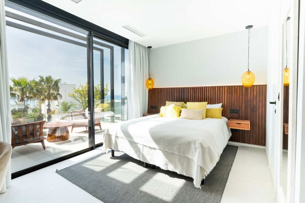 Luxury villa surrounded by nature with stunning panoramic views, New Golden Mile, Estepona
