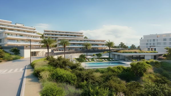 Ground floor residence with expansive private garden in Selwo, Estepona