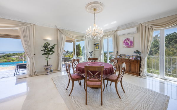 Casa Greco:  a timeless andalusian elegance with panoramic Mediterranean views in El Herrojo Alto, Benahavís