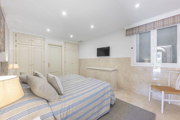 Casa Greco:  a timeless andalusian elegance with panoramic Mediterranean views in El Herrojo Alto, Benahavís