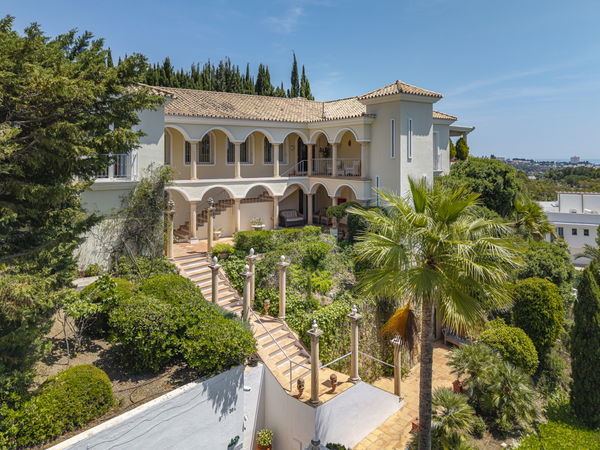 Casa Greco:  a timeless andalusian elegance with panoramic Mediterranean views in El Herrojo Alto, Benahavís