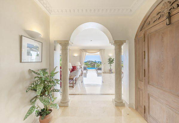Casa Greco:  a timeless andalusian elegance with panoramic Mediterranean views in El Herrojo Alto, Benahavís