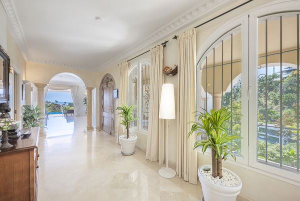 Casa Greco:  a timeless andalusian elegance with panoramic Mediterranean views in El Herrojo Alto, Benahavís