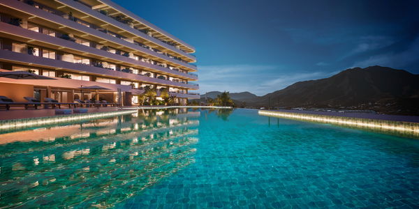 Contemporary Ground Floor Apartment with Private Garden in Las Mesas, Estepona