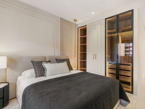 Refined beachfront duplex penthouse with Andalusian elegance, New Golden Mile, Estepona