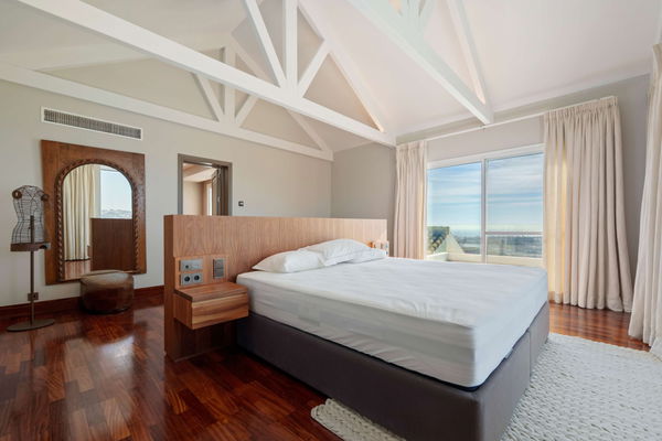 Spacious contemporary villa with guest house in a private hillside setting, Puerto del Almendro, Benahavís