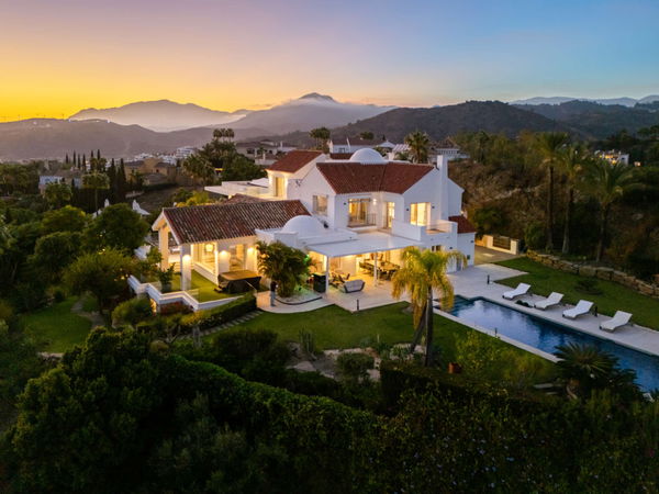 Spacious contemporary villa with guest house in a private hillside setting, Puerto del Almendro, Benahavís